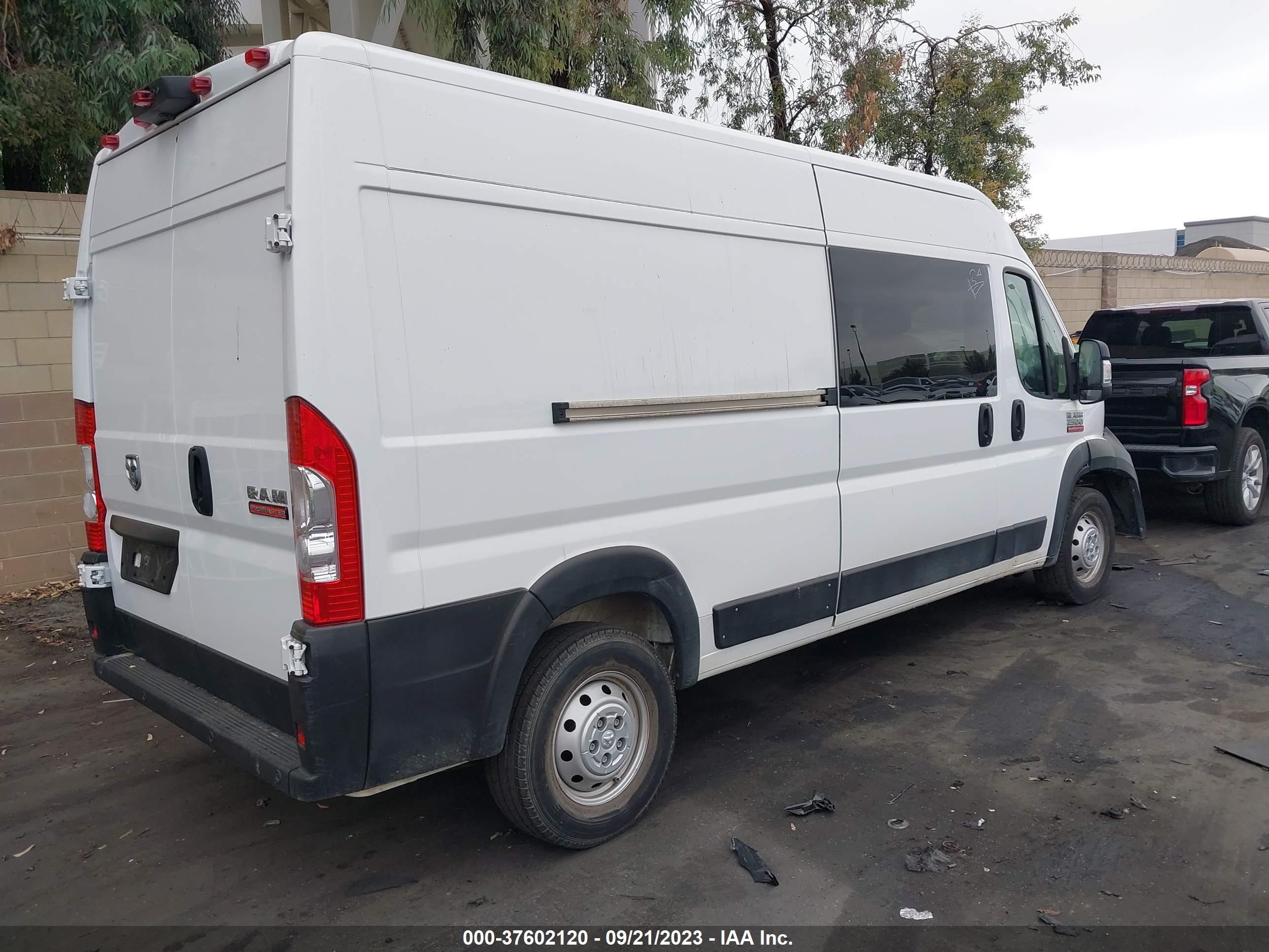 Photo 3 VIN: 3C6LRVDGXME534926 - RAM PROMASTER CITY 