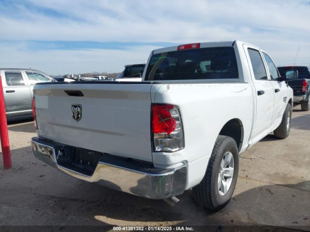 Photo 3 VIN: 3C6RR6KG9NG388334 - RAM 1500 