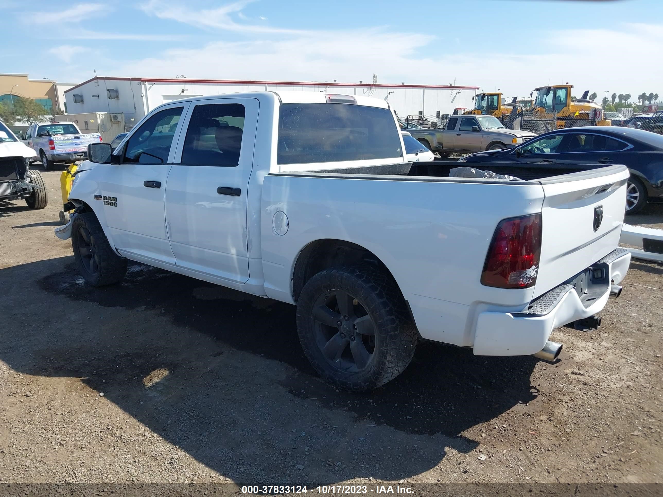 Photo 2 VIN: 3C6RR6KTXEG201485 - RAM 1500 