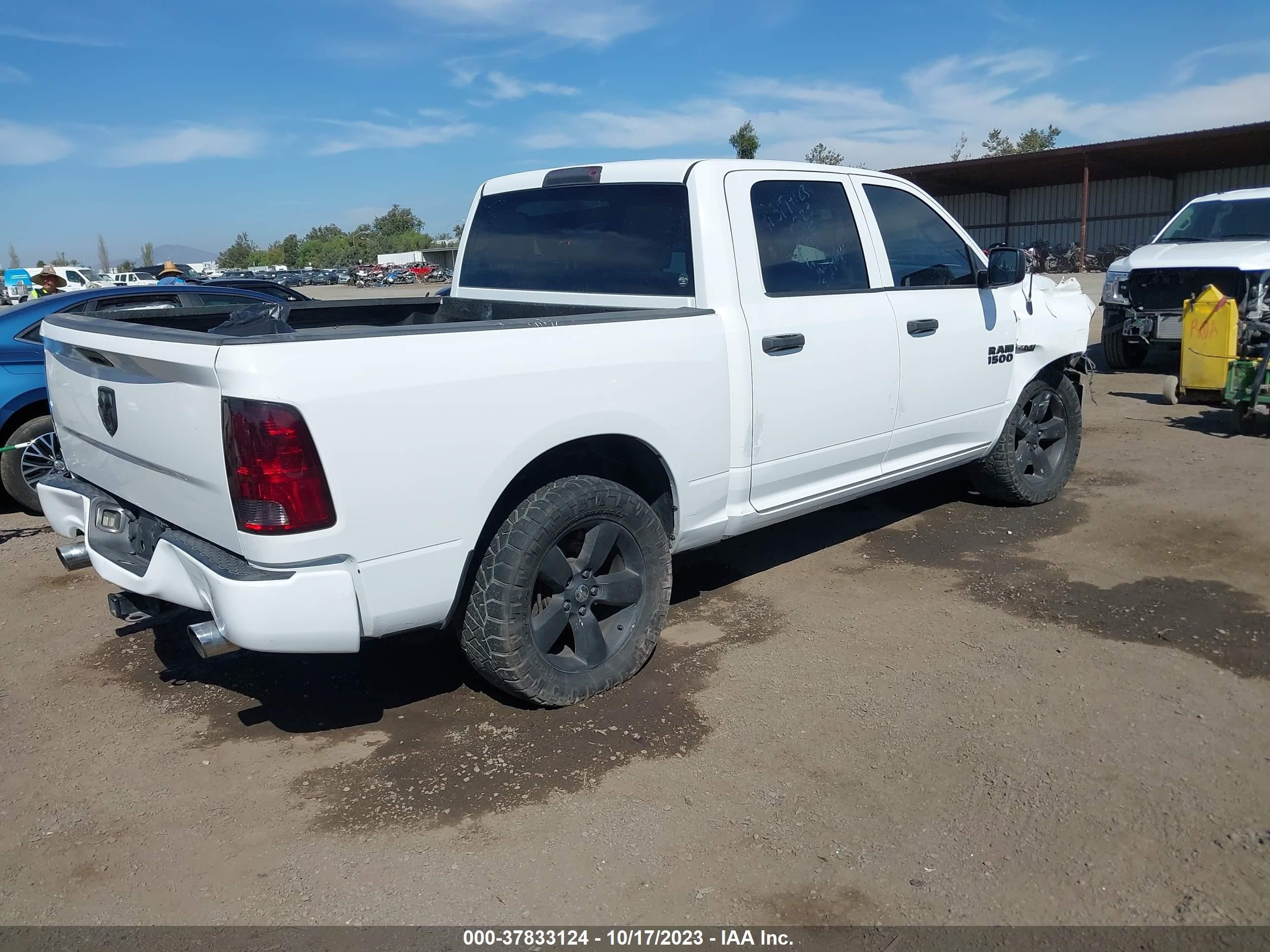 Photo 3 VIN: 3C6RR6KTXEG201485 - RAM 1500 