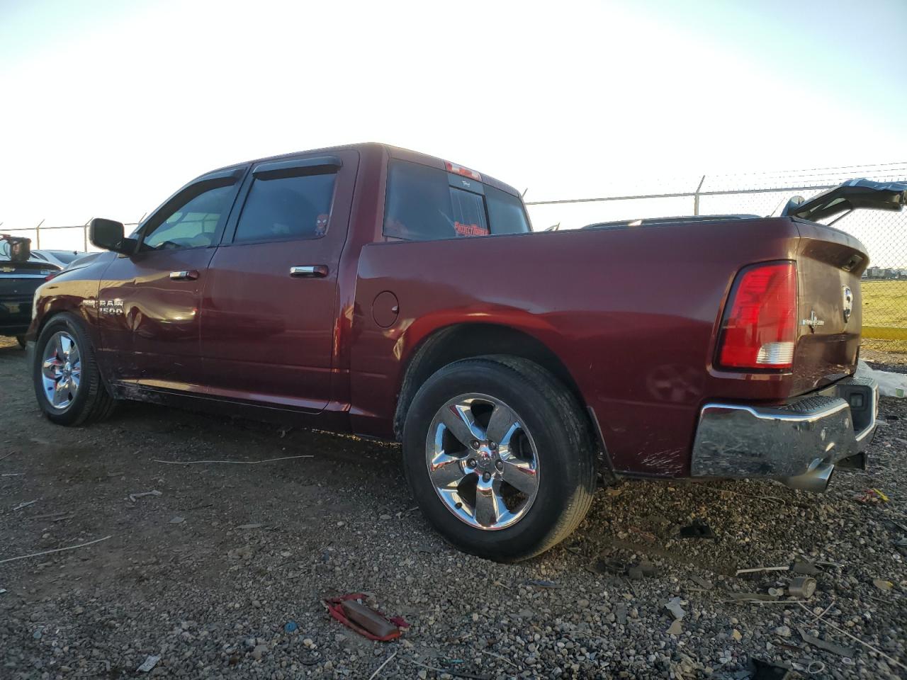 Photo 1 VIN: 3C6RR6LT2GG320181 - RAM 1500 