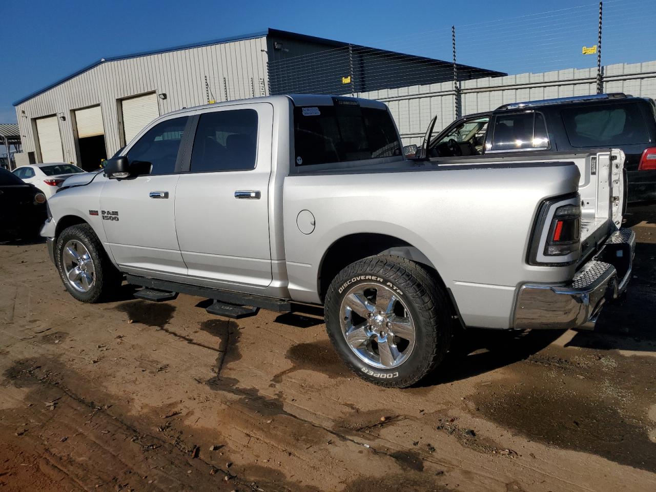 Photo 1 VIN: 3C6RR6LT4GG363906 - RAM 1500 