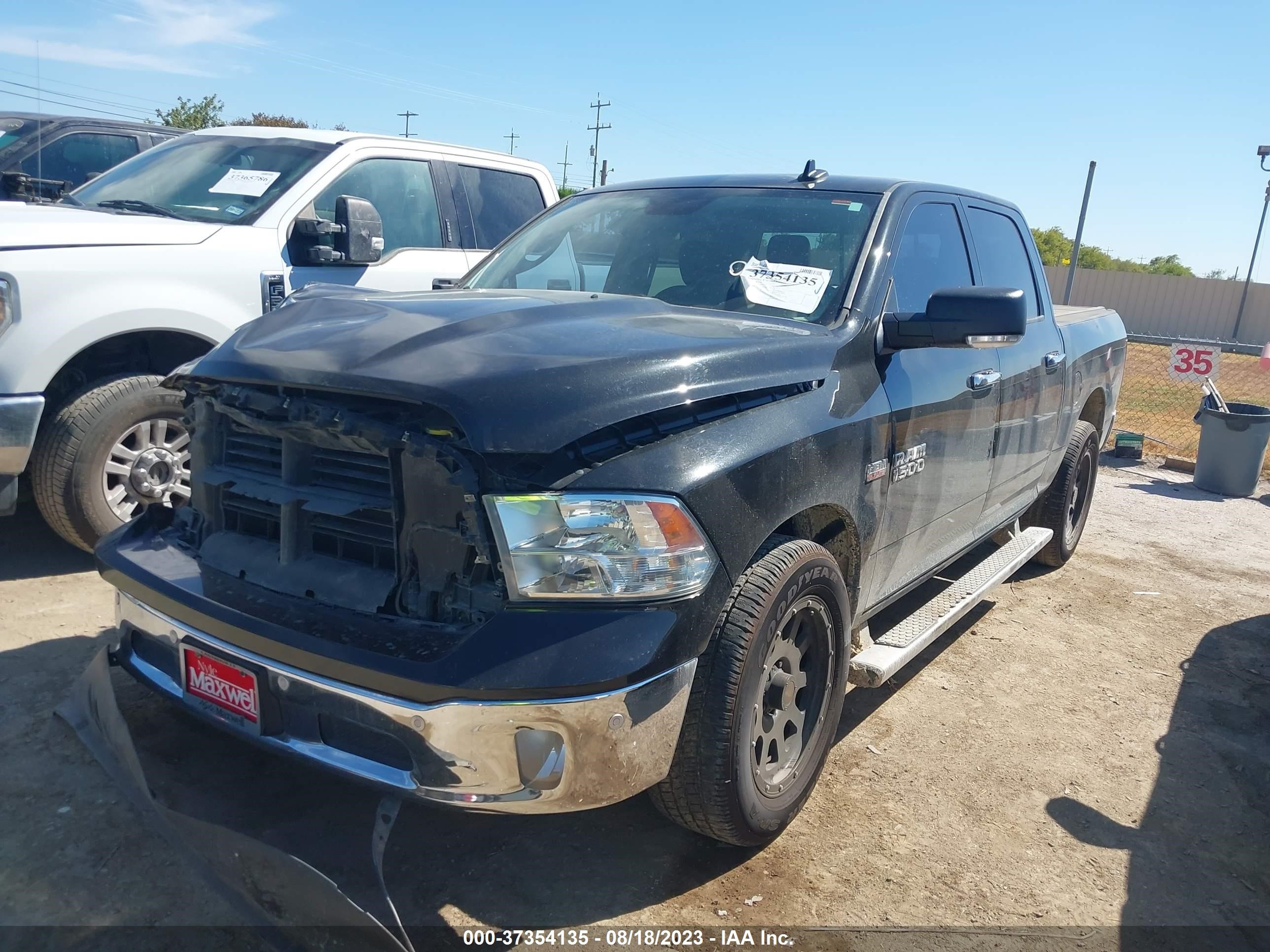 Photo 1 VIN: 3C6RR6LT5GG295809 - RAM 1500 