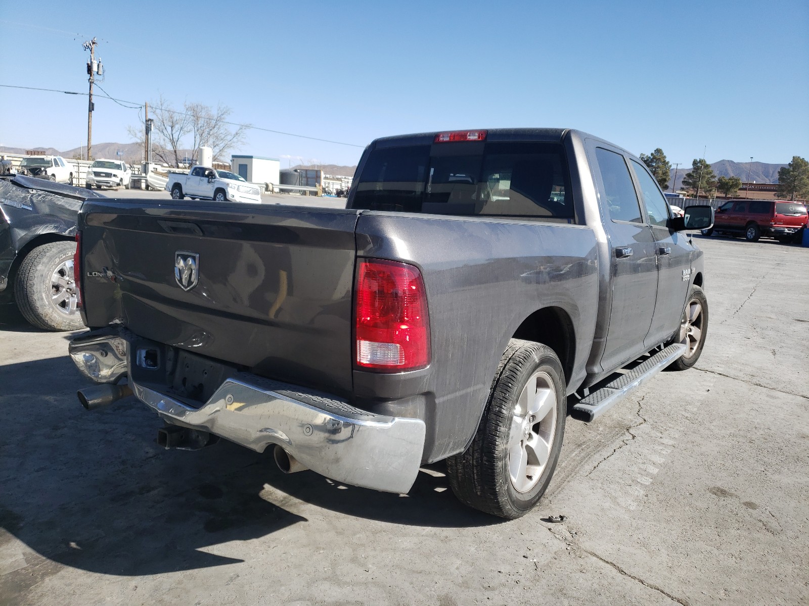 Photo 3 VIN: 3C6RR6LT8GG300484 - RAM 1500 SLT 