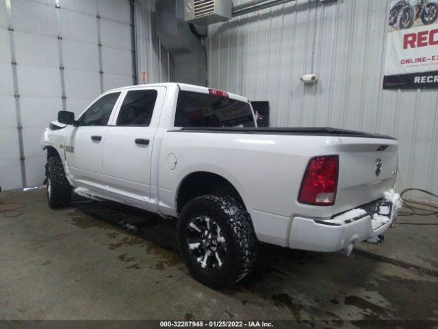 Photo 2 VIN: 3C6RR7KT7HG605189 - RAM 1500 