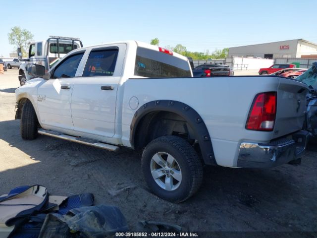 Photo 2 VIN: 3C6RR7KTXMG599737 - RAM 1500 CLASSIC 