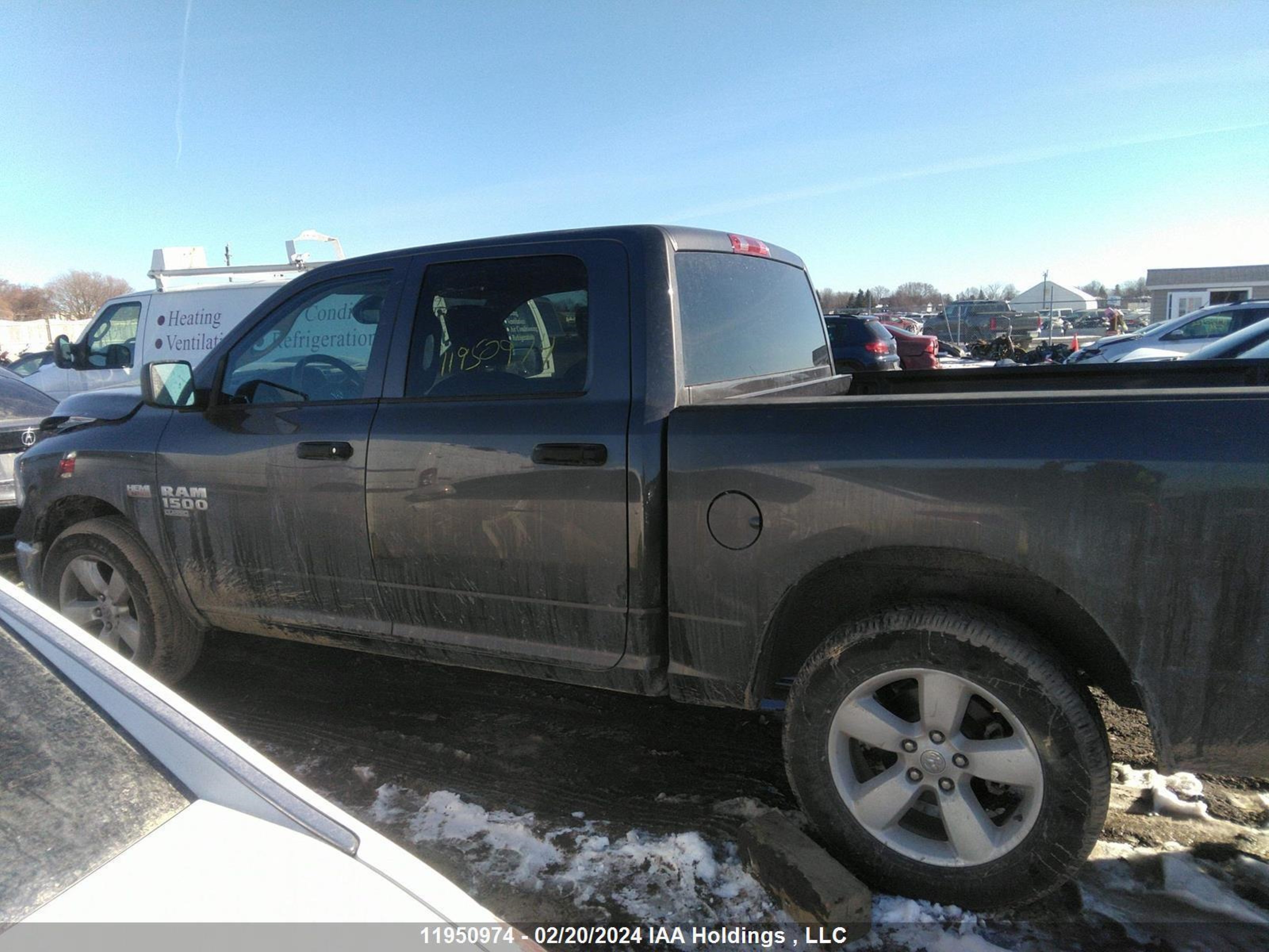 Photo 13 VIN: 3C6RR7LT2PG663319 - RAM 1500 