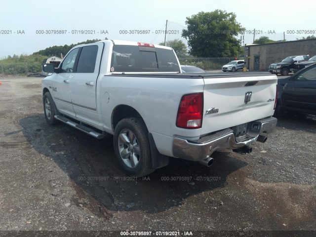 Photo 2 VIN: 3C6RR7LT6HG689553 - RAM 1500 