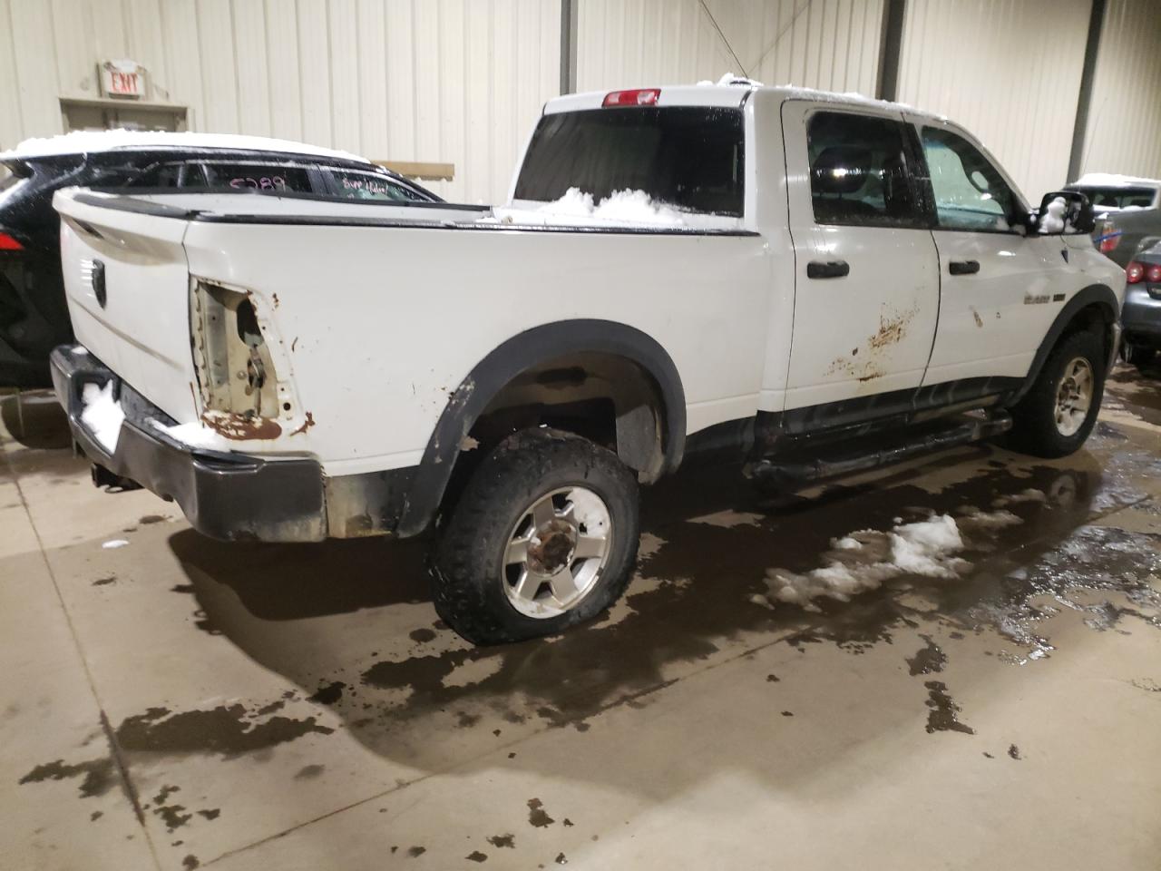 Photo 2 VIN: 3C6TD5DT4CG112729 - DODGE RAM 