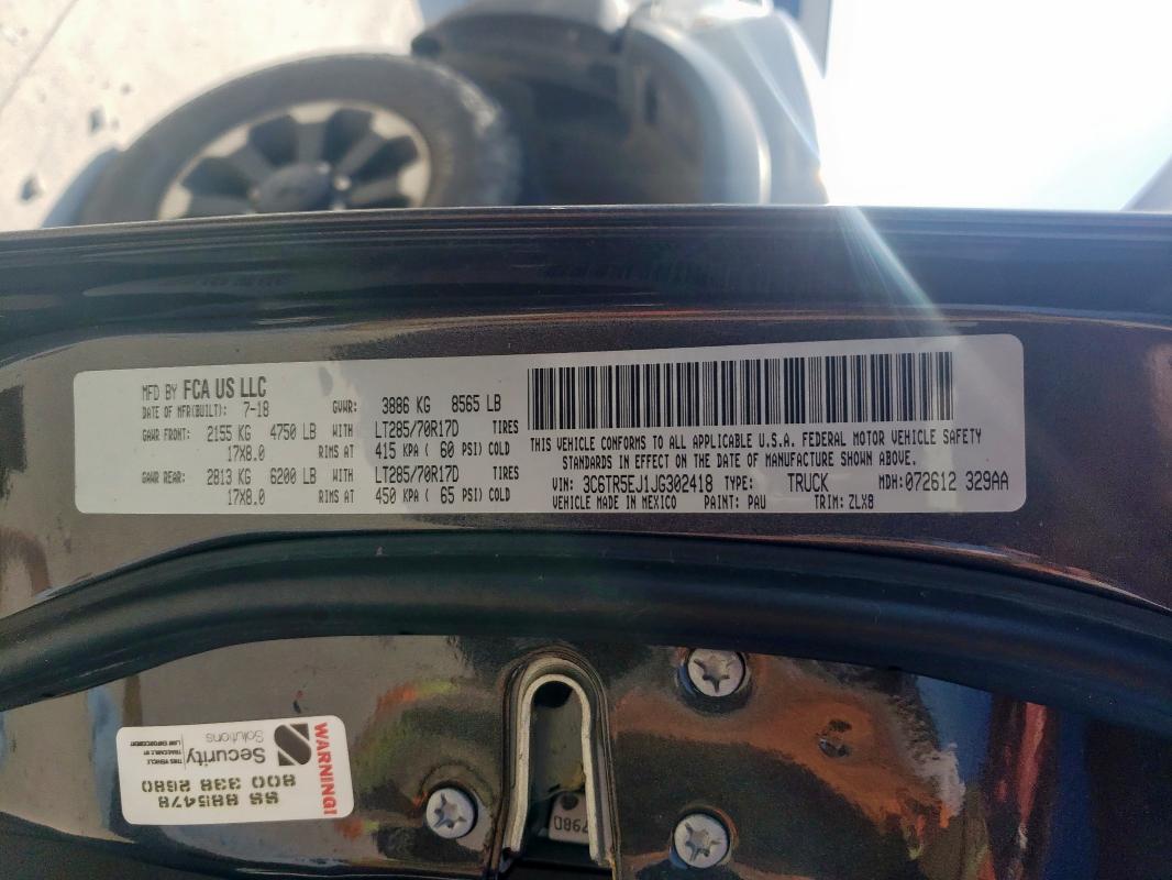 Photo 11 VIN: 3C6TR5EJ1JG302418 - RAM 2500 POWER 