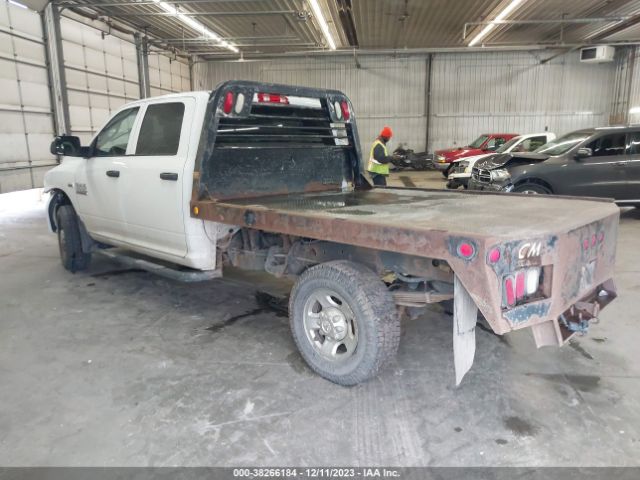 Photo 2 VIN: 3C6TR5HT4DG550325 - CHEVROLET COLORADO 