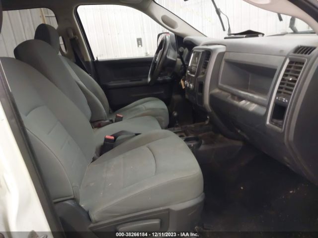 Photo 4 VIN: 3C6TR5HT4DG550325 - CHEVROLET COLORADO 