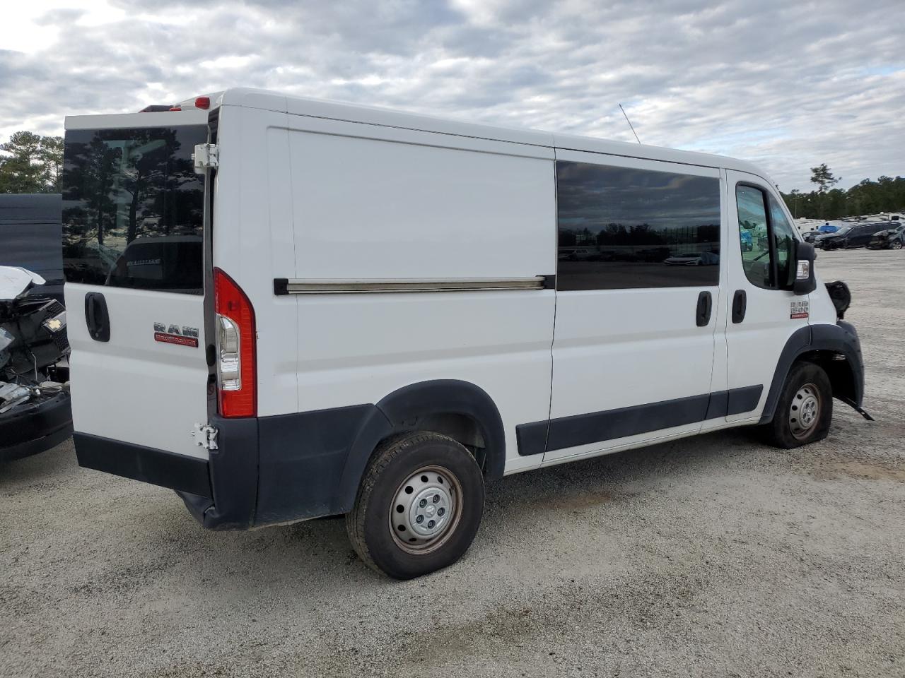 Photo 2 VIN: 3C6TRVAG0KE505470 - RAM PROMASTER CITY 