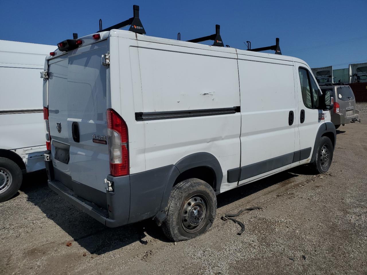 Photo 2 VIN: 3C6TRVAG3EE118593 - RAM PROMASTER 