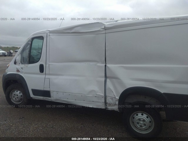 Photo 5 VIN: 3C6TRVAG4JE109444 - RAM PROMASTER CARGO VAN 