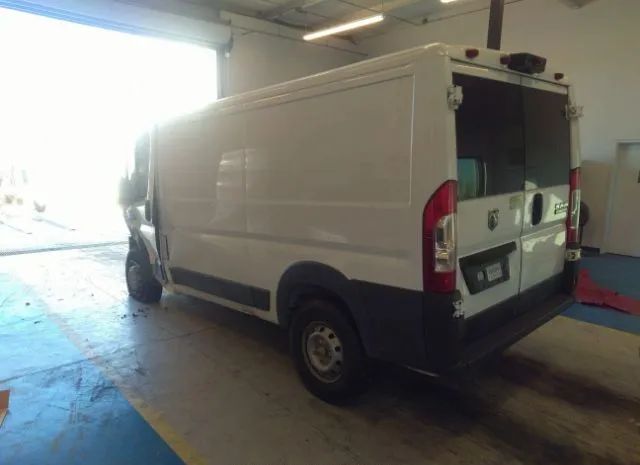 Photo 2 VIN: 3C6TRVAG5JE117861 - RAM PROMASTER CARGO VAN 