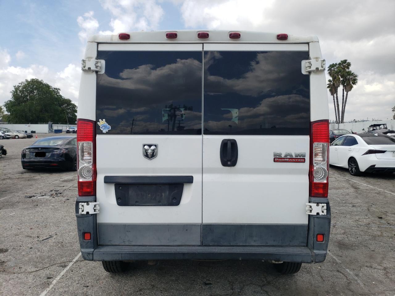 Photo 5 VIN: 3C6TRVAG7FE503978 - RAM PROMASTER CITY 