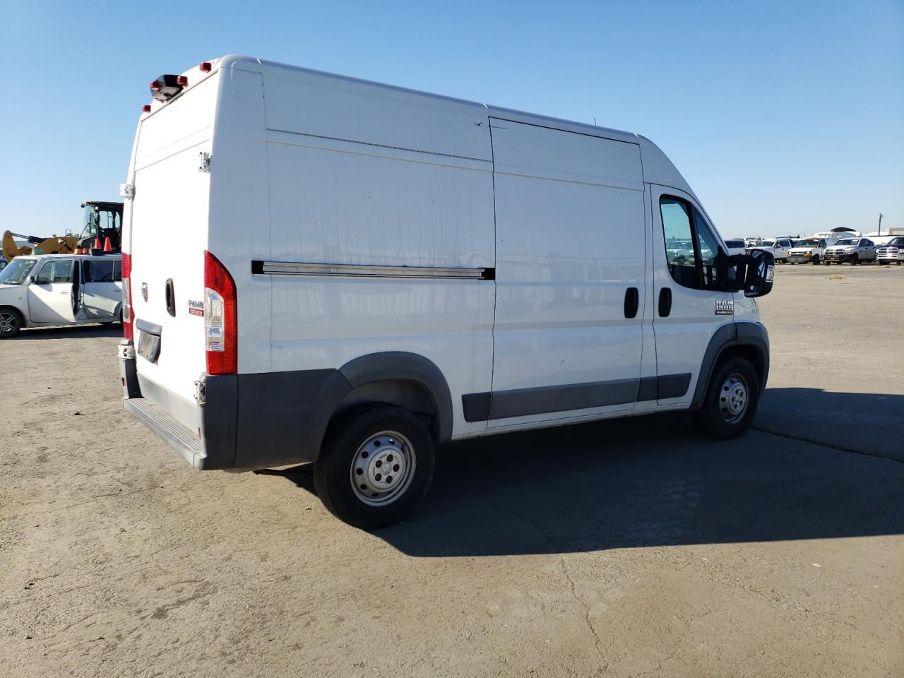 Photo 2 VIN: 3C6TRVBG1FE518524 - RAM PROMASTER CITY 