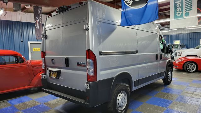 Photo 2 VIN: 3C6TRVBG5KE562679 - RAM PROMASTER CARGO VAN 