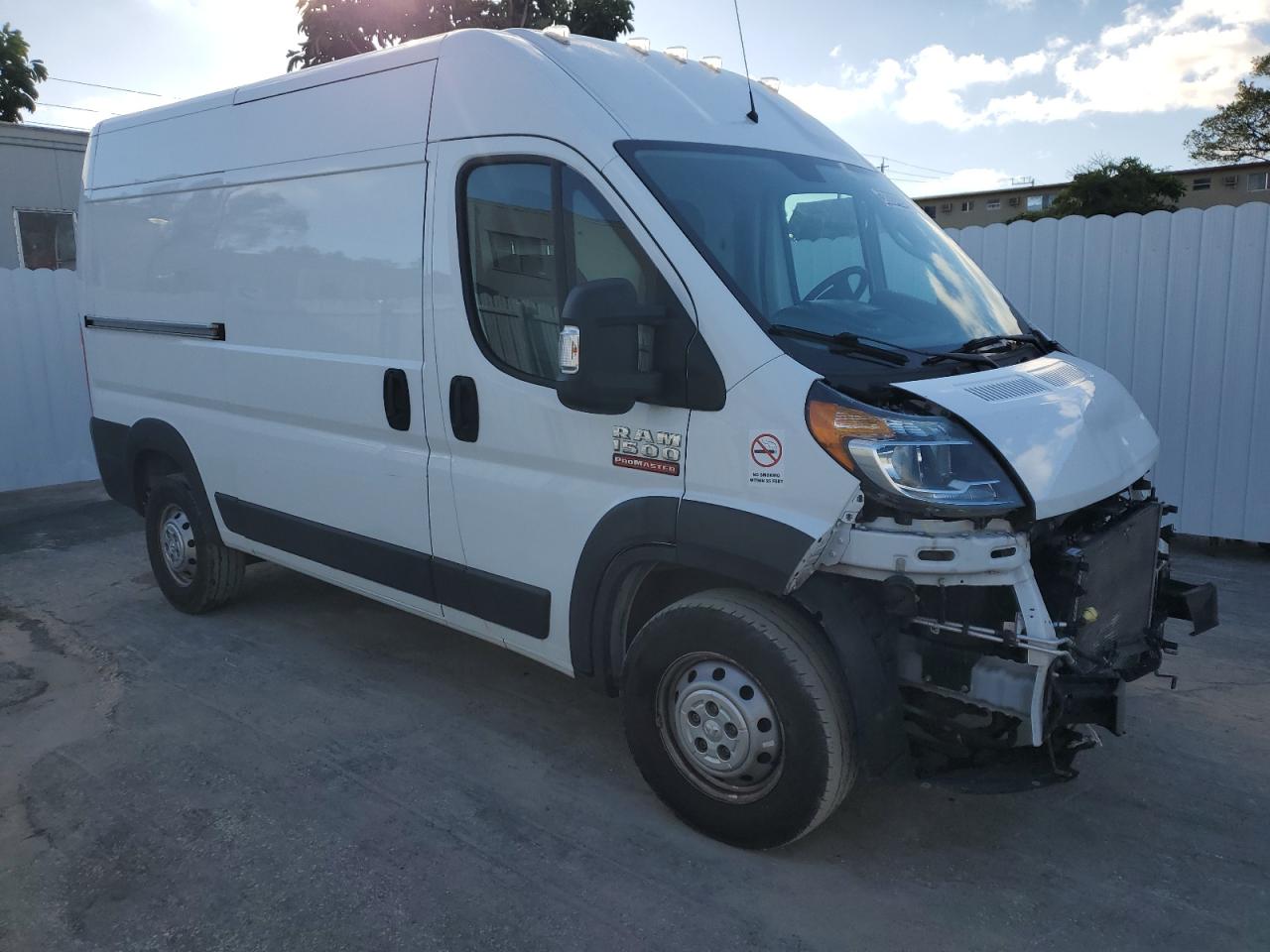 Photo 3 VIN: 3C6TRVBG5LE142065 - RAM PROMASTER CITY 