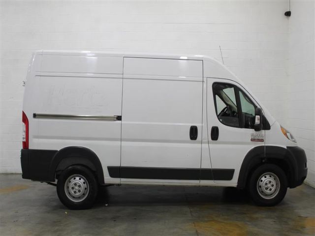 Photo 3 VIN: 3C6TRVBG6JE139124 - RAM PROMASTER CARGO VAN 