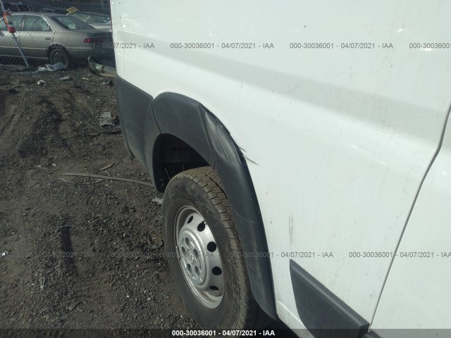 Photo 5 VIN: 3C6TRVBG9JE158007 - RAM PROMASTER CARGO VAN 