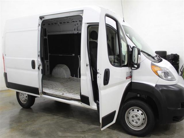 Photo 3 VIN: 3C6TRVCG0KE539342 - RAM PROMASTER CARGO VAN 