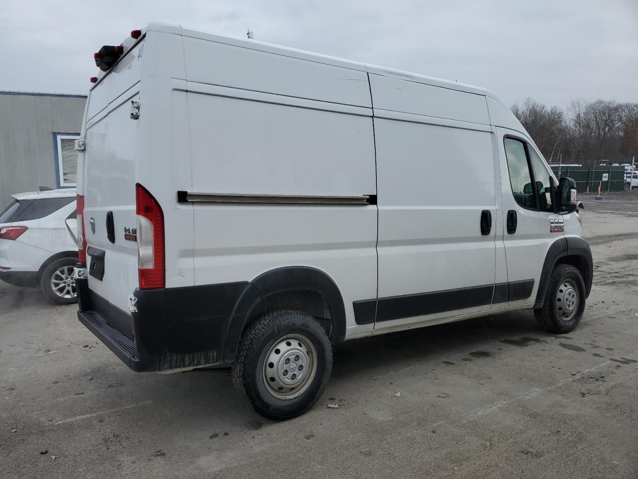 Photo 2 VIN: 3C6TRVCG3KE520476 - RAM PROMASTER CITY 