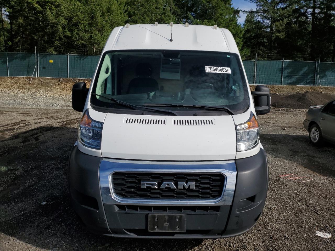 Photo 4 VIN: 3C6TRVCG8KE563047 - RAM PROMASTER CITY 