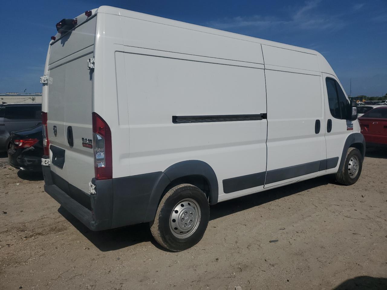 Photo 2 VIN: 3C6TRVDG0HE535072 - RAM PROMASTER CITY 