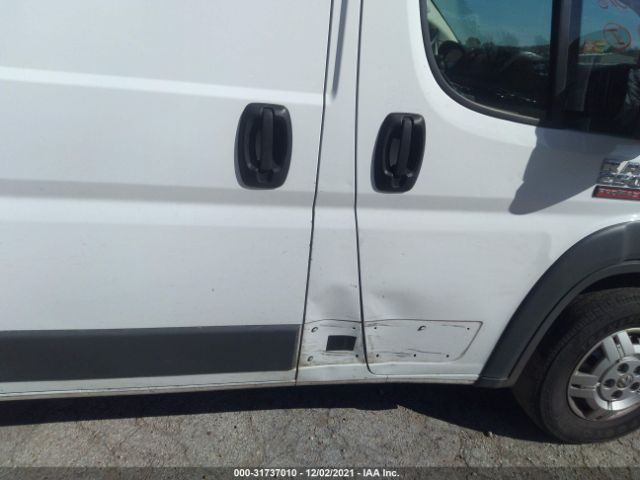 Photo 5 VIN: 3C6TRVDG9JE136280 - RAM PROMASTER CARGO VAN 