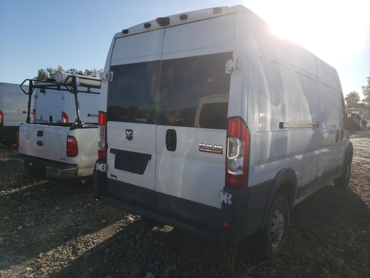 Photo 3 VIN: 3C6TRVDGXHE503178 - RAM PROMASTER CITY 