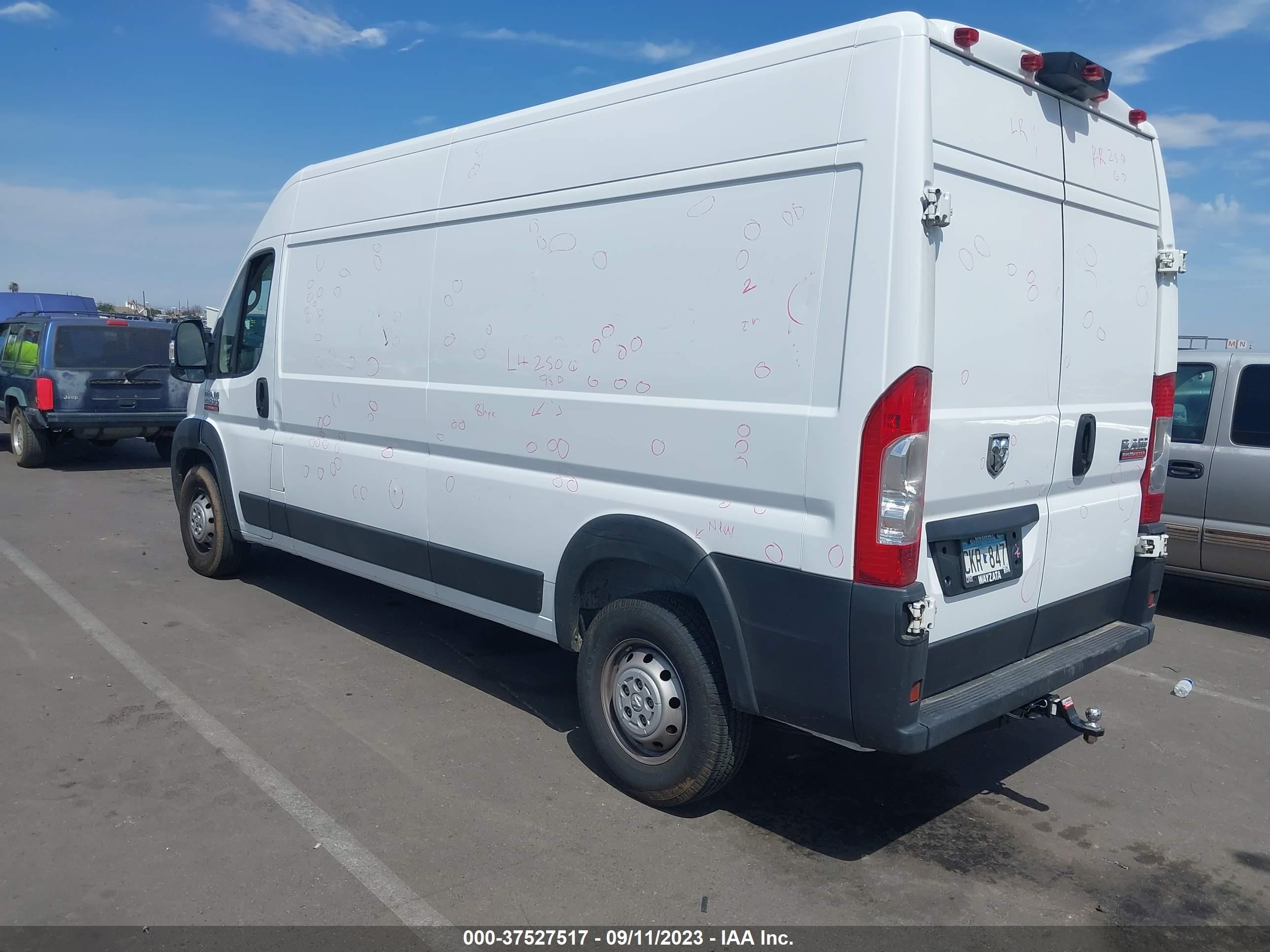 Photo 2 VIN: 3C6TRVDGXKE518478 - RAM PROMASTER CITY 