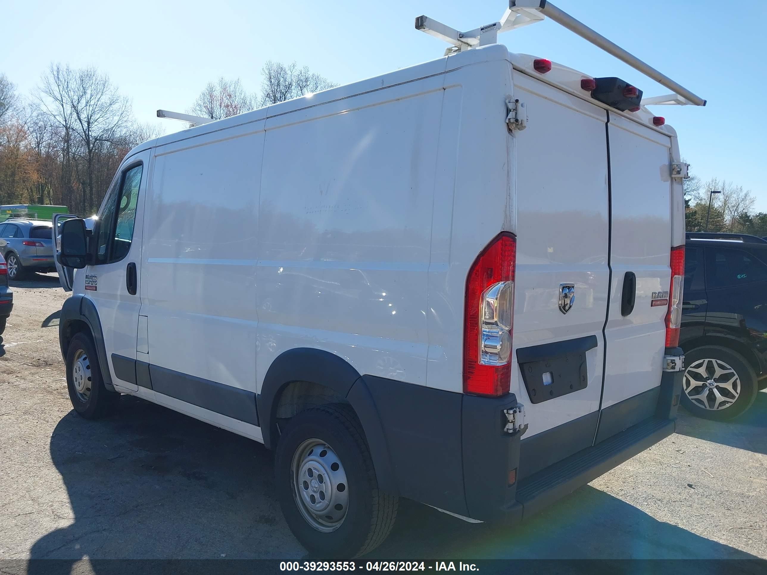 Photo 2 VIN: 3C6TRVNG1JE136840 - RAM PROMASTER 