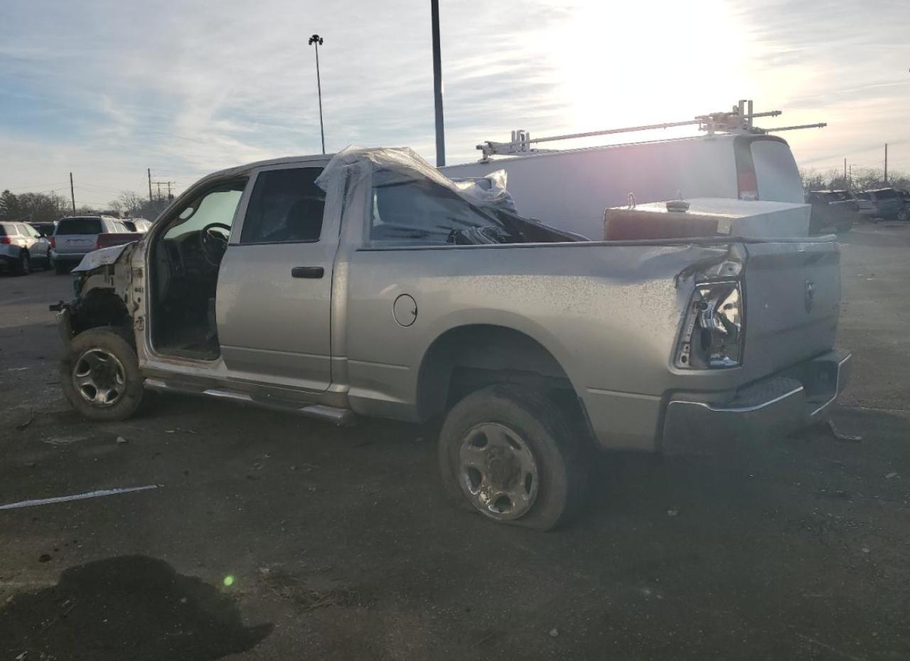 Photo 2 VIN: 3C6UD5CL0CG288098 - DODGE RAM 