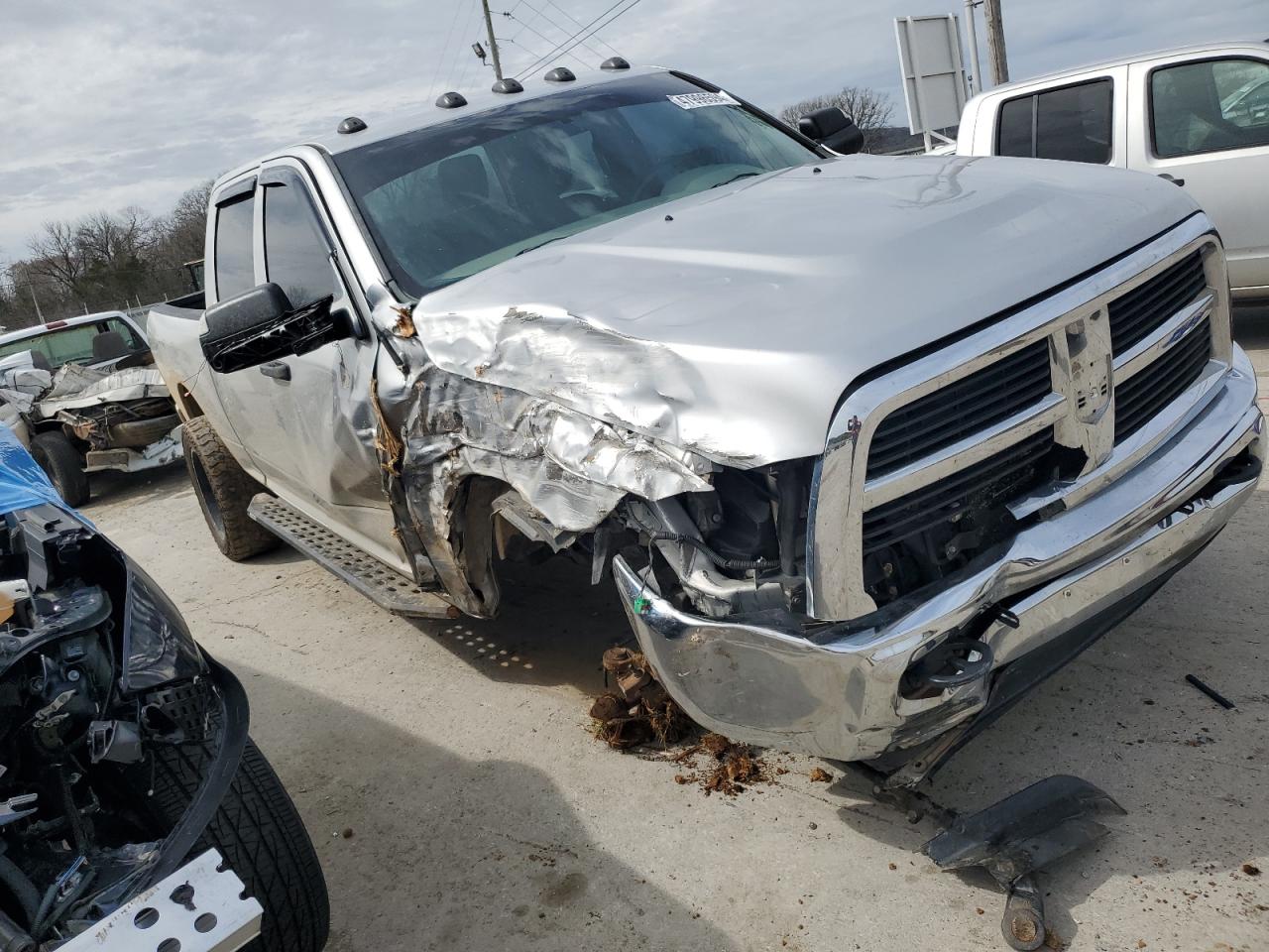 Photo 3 VIN: 3C6UD5CL4CG288198 - DODGE RAM 