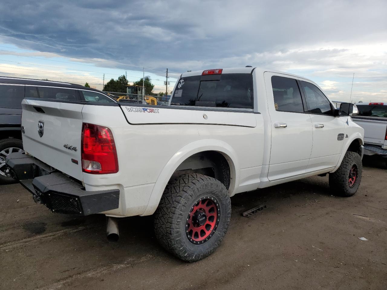 Photo 2 VIN: 3C6UD5GL3CG290504 - DODGE RAM 