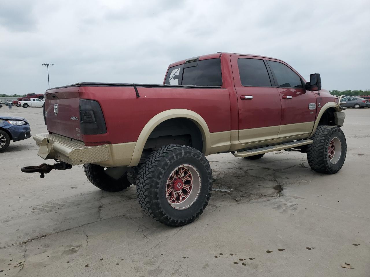 Photo 2 VIN: 3C6UD5GL6CG327173 - DODGE RAM 