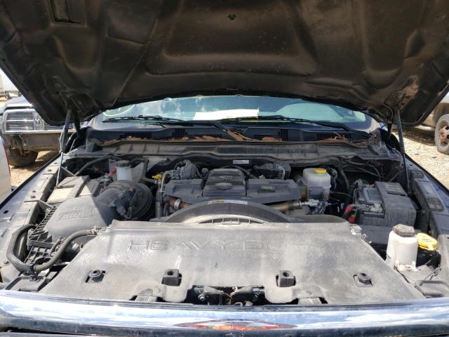 Photo 6 VIN: 3C6UR5CL2JG418428 - DODGE RAM 