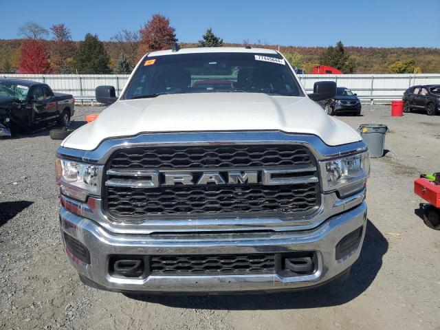 Photo 4 VIN: 3C6UR5CL2NG201015 - RAM 2500 