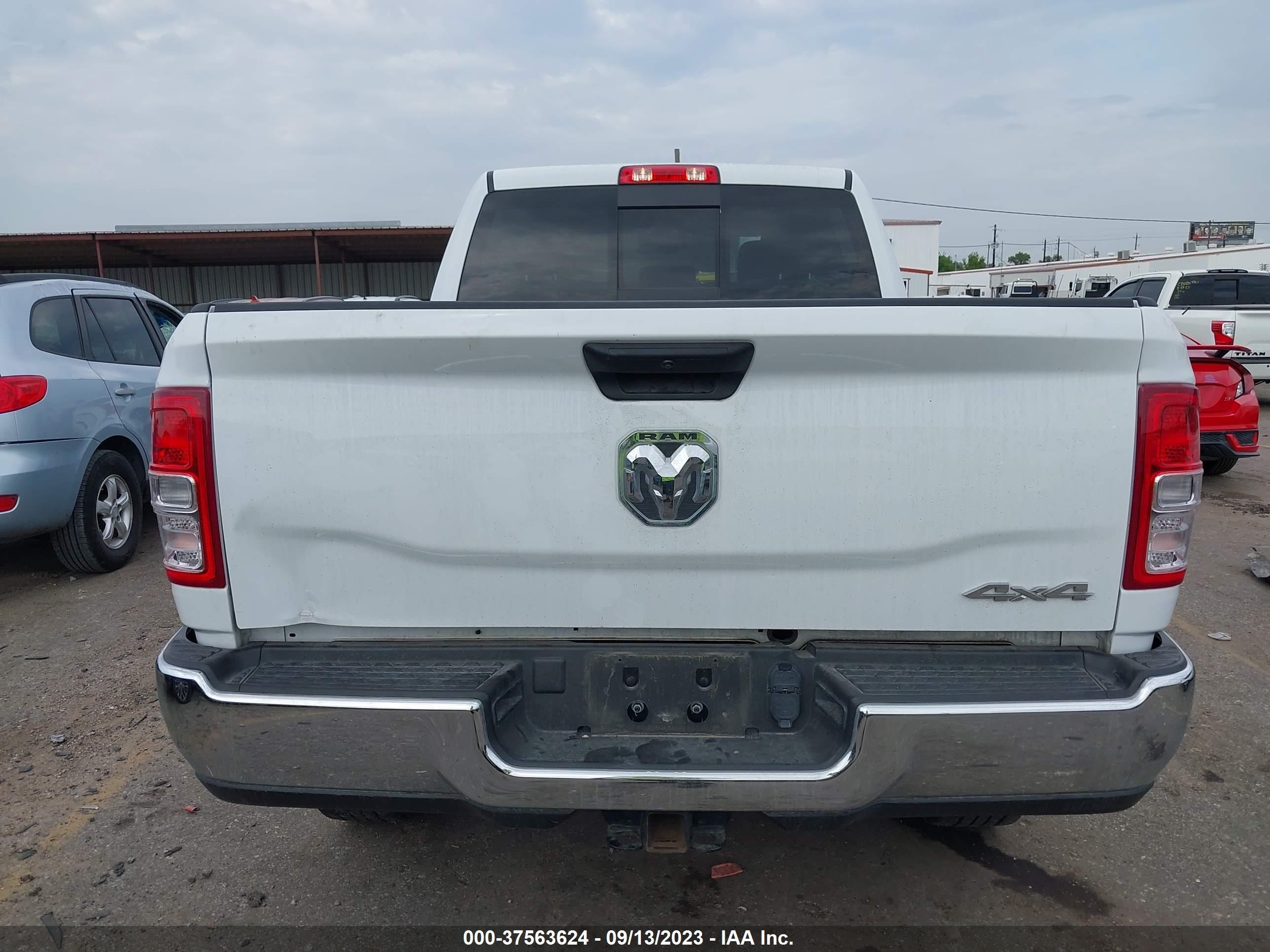 Photo 15 VIN: 3C6UR5CL6NG201891 - RAM 2500 