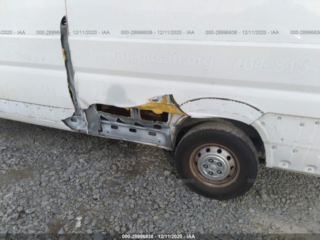 Photo 5 VIN: 3C6URVJG0JE111521 - RAM PROMASTER CARGO VAN 