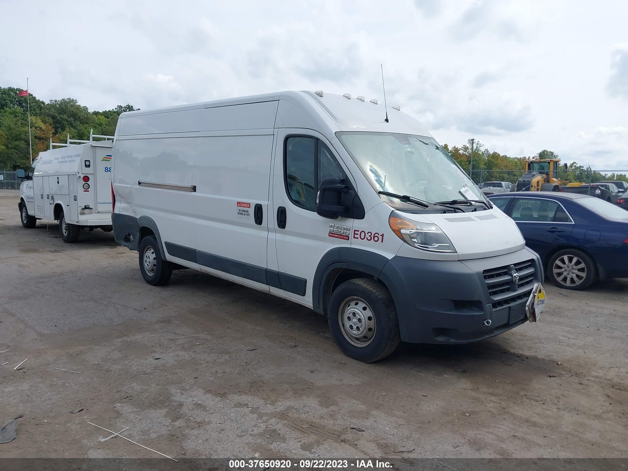 Photo 0 VIN: 3C6URVJG0JE133972 - RAM PROMASTER CITY 