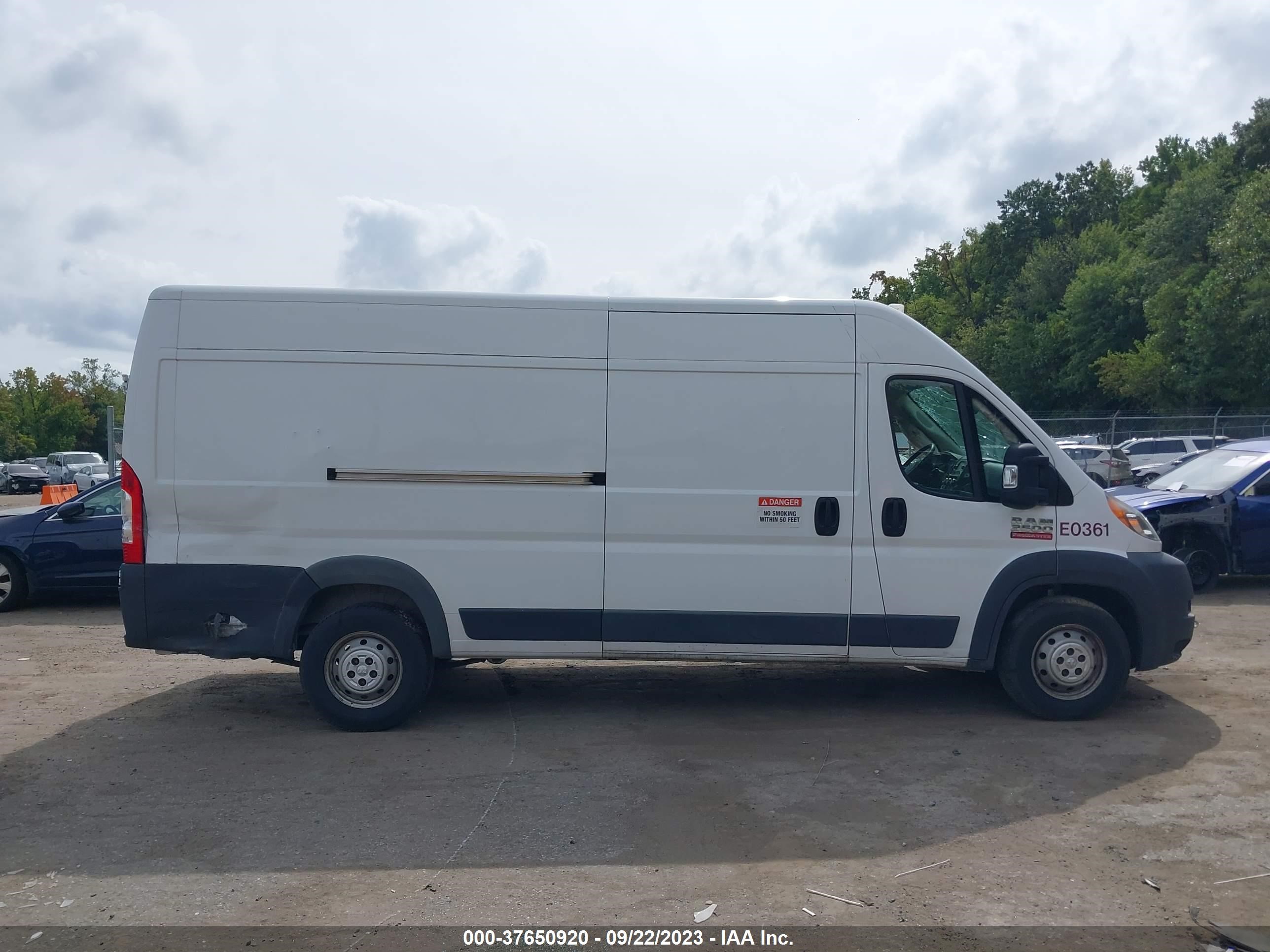 Photo 12 VIN: 3C6URVJG0JE133972 - RAM PROMASTER CITY 