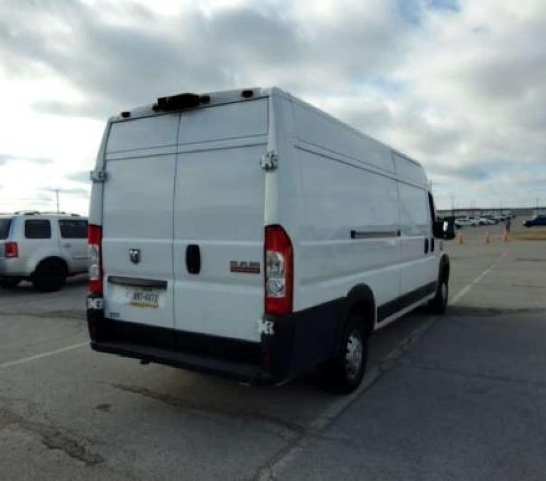 Photo 3 VIN: 3C6URVJG1LE113488 - RAM PROMASTER CITY 