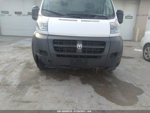 Photo 5 VIN: 3C6URVJG9JE153623 - RAM PROMASTER CARGO VAN 