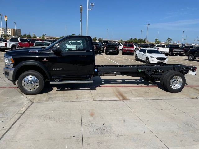 Photo 3 VIN: 3C7WRMDL9NG133082 - RAM 5500 CHASSIS CAB 