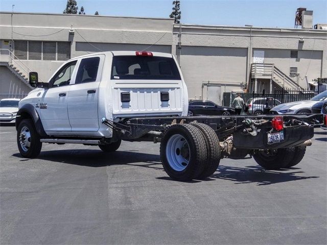 Photo 1 VIN: 3C7WRNFL7JG110672 - RAM 5500 CHASSIS CAB 