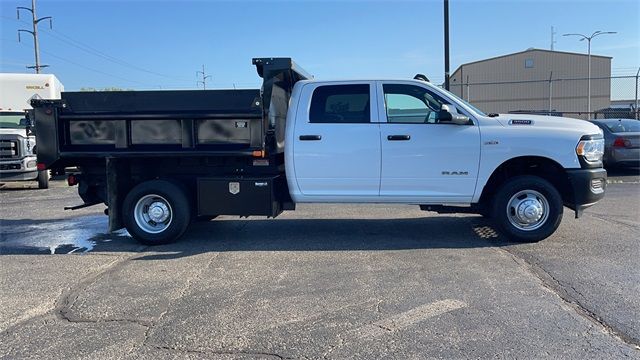 Photo 3 VIN: 3C7WRTCJ8MG554087 - RAM 3500 CHASSIS CAB 