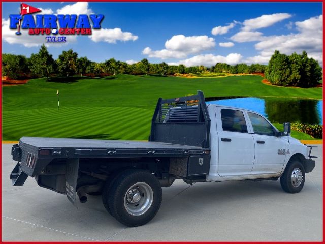 Photo 2 VIN: 3C7WRTCL0HG647211 - RAM 3500 CHASSIS CAB 